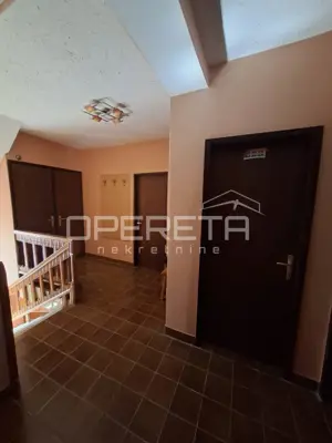 Haus zum Kauf in Centar, 351 m² - 12