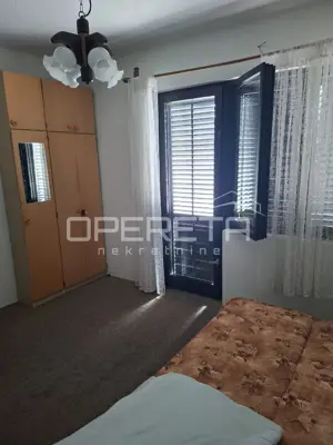 Haus zum Kauf in Centar, 351 m² - 14