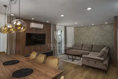 Vila 250 m², Mošćenička Draga - 400 m od plaže - 9