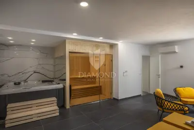 Vila 250 m², Mošćenička Draga - 400 m od plaže - 17