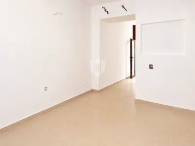 Vodnjan, dvije jedinice, 88 m² i privatne terase - 7