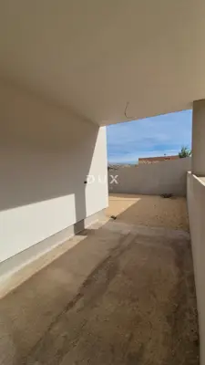 Stan 88 m², Pag - novogradnja s bazenom i vrtom - 19