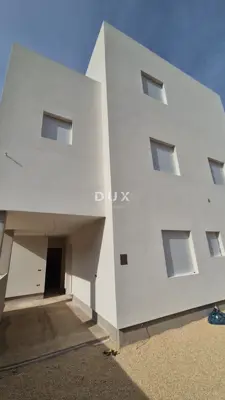 Stan 88 m², Pag - novogradnja s bazenom i vrtom - 20