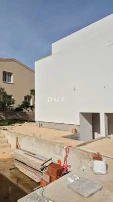 Stan 88 m², Pag - novogradnja s bazenom i vrtom - 10