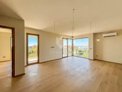 Novigrad, novogradnja, moderan stan s pogledom na more! - 21