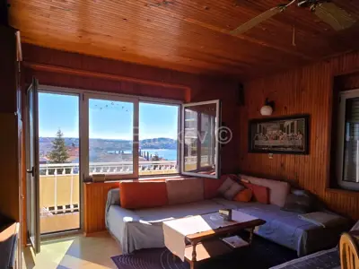 Trogir, Haus mit drei Wohnungen und Garage, zu verkaufen - 6