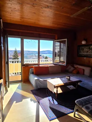 Trogir, Haus mit drei Wohnungen und Garage, zu verkaufen - 8