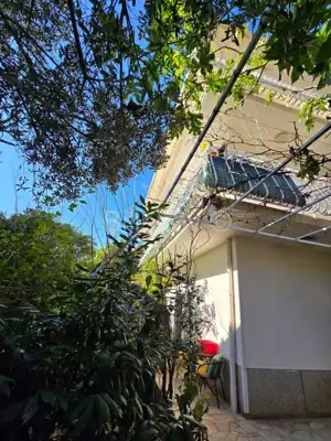 Trogir, Haus mit drei Wohnungen und Garage, zu verkaufen - 3