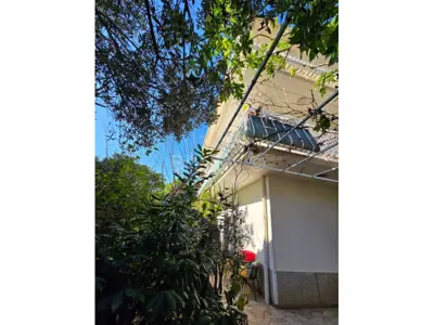 Trogir, Čiovo, obiteljska kuća, tri stana i garaža, prodaja - 3