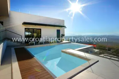 Villa in Split, Meerblick und Privatsphäre