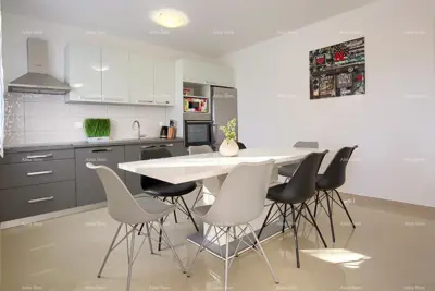Haus mit 3 Wohnungen und großem Garten in Liznjan - 8