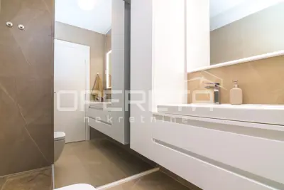 Stan 149 m², Vrapče, garaža i terasa 31 m² - 15