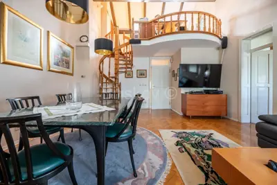 Stan 107 m², Lašćina - 4 sobe, dvoetažni - 4