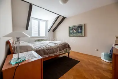 Stan 107 m², Lašćina - 4 sobe, dvoetažni - 9