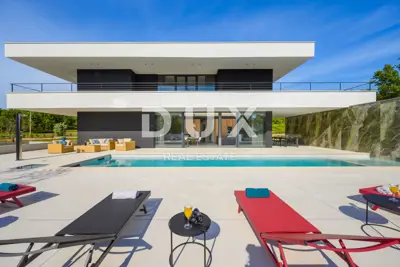 Villa 300 m², Grožnjan - pool and complete privacy - 8