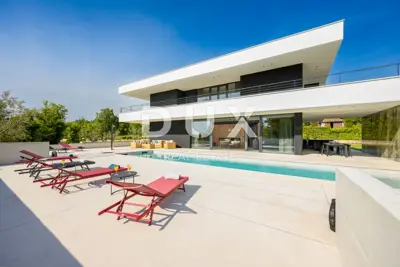 Villa 300 m², Grožnjan - pool and complete privacy - 11