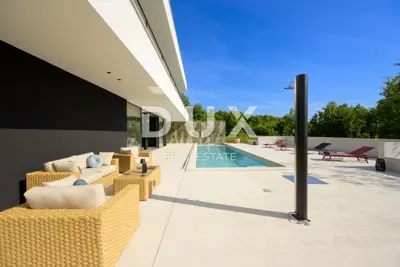 Villa 300 m², Grožnjan - pool and complete privacy - 16