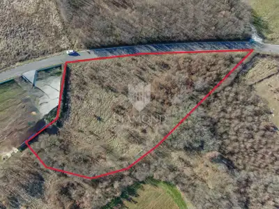 Land 4,984 m², Barban - by the road and electricity by the plot - 2