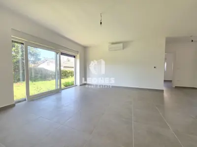 Stan 69 m², Savudrija kod Umaga, vrt i garažno parkirno mjesto - 3