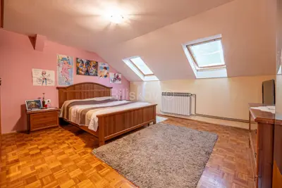 Donji grad, Petrinjska ulica, 5-soban stan, 2 etaže - 17