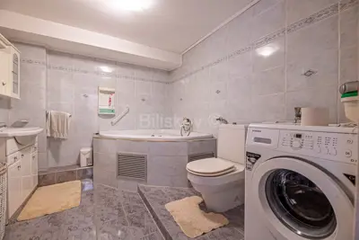 Donji grad, Petrinjska ulica, 5-soban stan, 2 etaže - 13