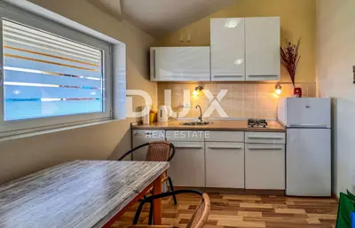 Wohnung 61,5 m², Mali Lošinj - 3 Schlafzimmer und Loggia