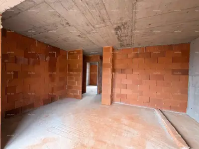 New construction, excellent location.