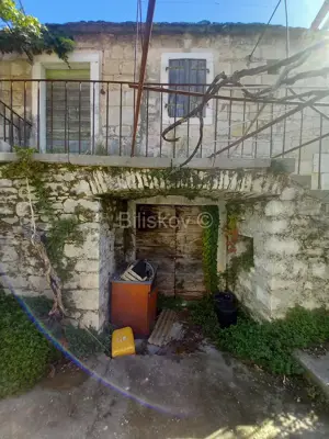 Kuća 120 m², Škrip na Braču, autentična kamena kuća - 5