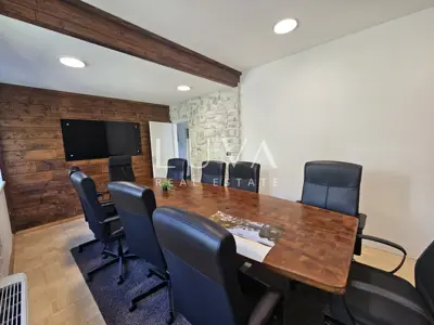 Commercial space 148 m², Donji grad - entire floor - 9