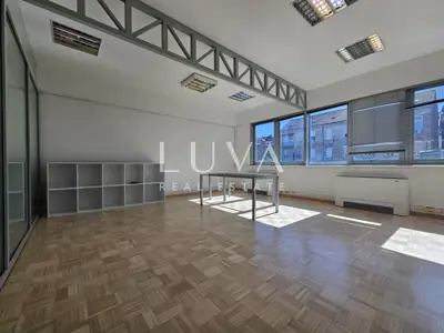Poslovni prostor 148 m², Donji grad - cijeli kat