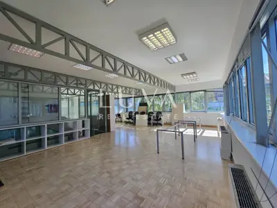 Commercial space 148 m², Donji grad - entire floor - 4