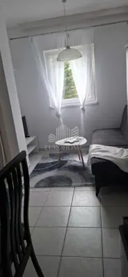 Wohnung 50 m², Lučko, ruhige Lage und Parkplatz