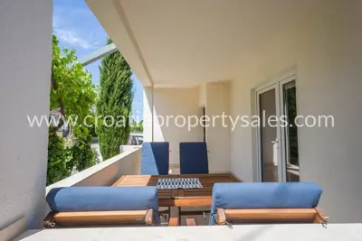 64 m² apartment, Otok Brač - ground floor of a family house - 3