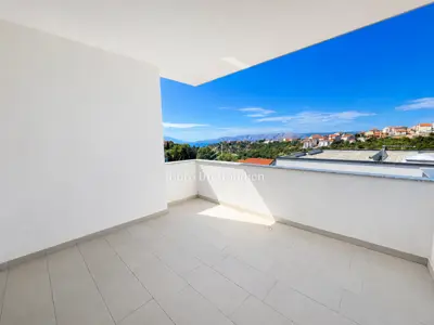 Apartment 63 m², Novi Vinodolski - 2 bedrooms, loggia