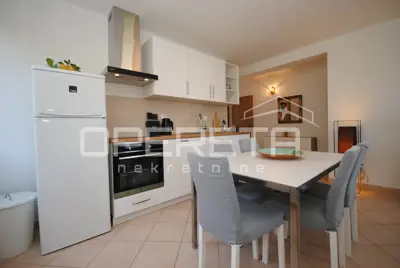 Apartment 64 m², Vis center - newly renovated and furnished - 21