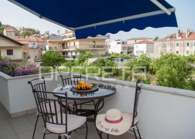Apartment 64 m², Vis center - newly renovated and furnished - 2