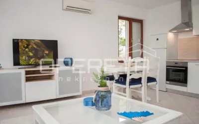 Apartment 64 m², Vis center - newly renovated and furnished - 4