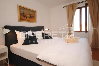 Apartment 64 m², Vis center - newly renovated and furnished - 11