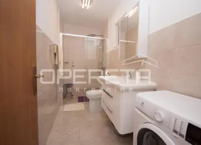 Apartment 64 m², Vis center - newly renovated and furnished - 9