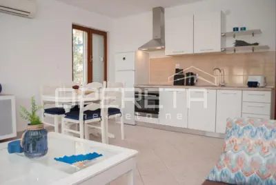 Apartment 64 m², Vis center - newly renovated and furnished - 6