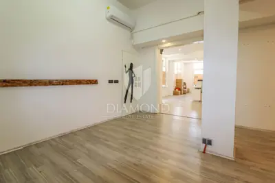 Commercial space 74 m², Rovinj - high-traffic location - 4