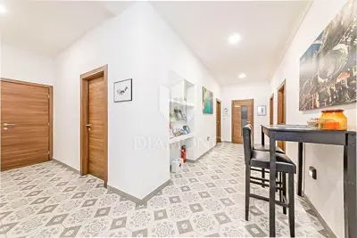 Stan 107 m², Pula Centar - turistički najam - 2