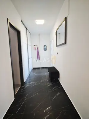 Kuća 230 m², Viškovo centar - garaža i velika okućnica - 12