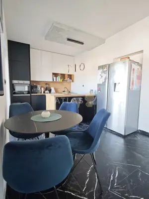 Kuća 230 m², Viškovo centar - garaža i velika okućnica - 4