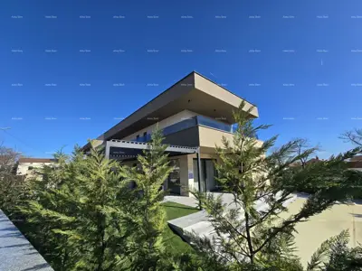 House for sale in Marčana, 200 m²
