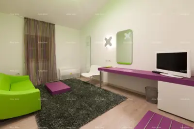 Hotel i Restoran. Blizina grada Pule. Veliki građevinski teren uz hotel, mogućnost gradnje vile. - 20