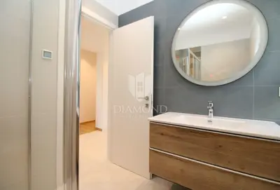 Apartment 97 m², Vojak Rijeka - 3 rooms, balcony - 12