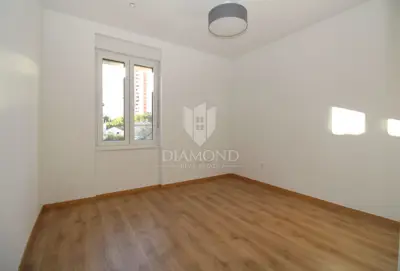 Apartment 97 m², Vojak Rijeka - 3 rooms, balcony - 8