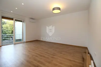 Apartment 97 m², Vojak Rijeka - 3 rooms, balcony - 3