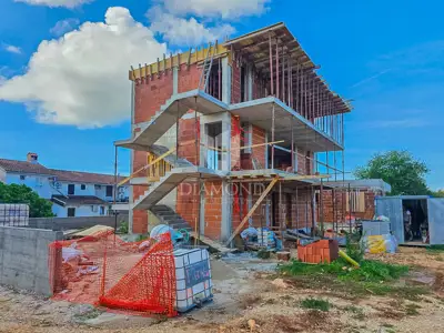Stan 79 m², Savudrija - 3 spavaće sobe i terasa 22 m² - 6